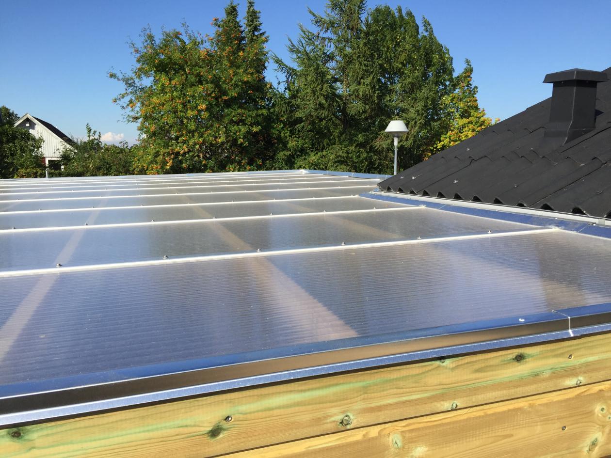 Carport med 10 mm TwinLite Kanaltak